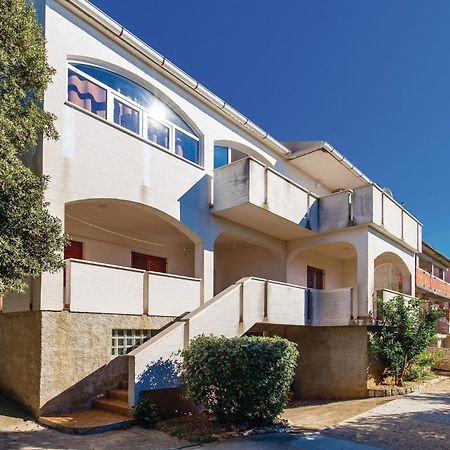 Lovely Apartment In Mandre With Wifi Exteriér fotografie