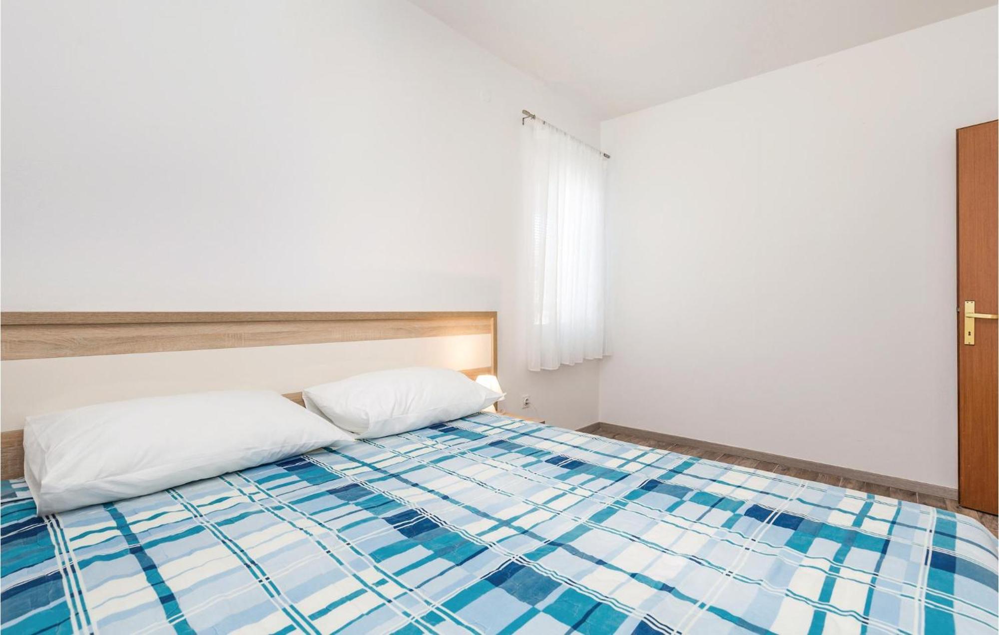 Lovely Apartment In Mandre With Wifi Exteriér fotografie