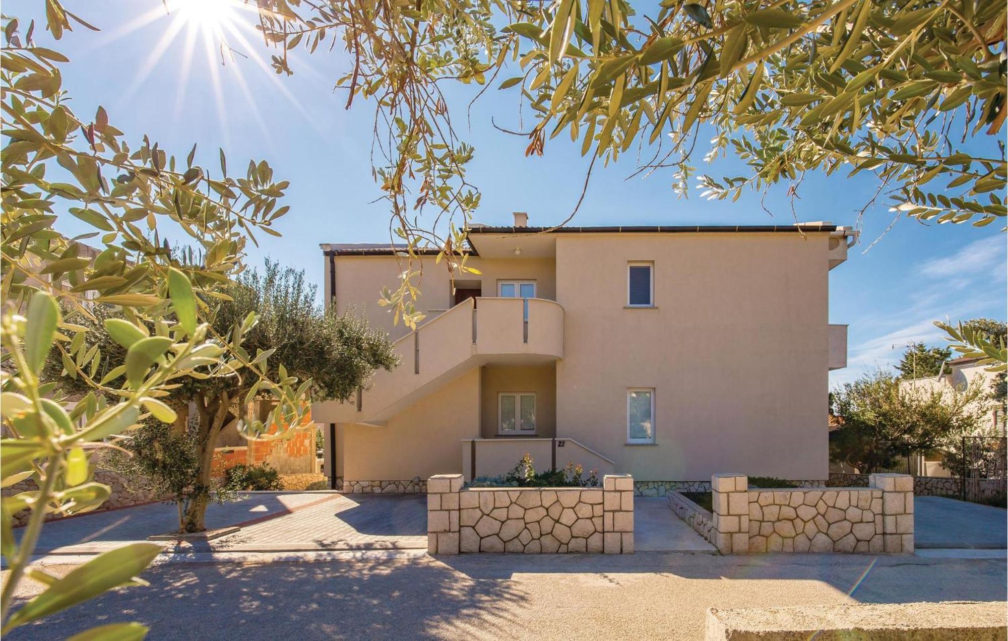 Lovely Apartment In Mandre With Wifi Exteriér fotografie